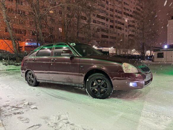 2011 Lada (ВАЗ) Priora I, пурпурный, 370000 рублей - вид 4