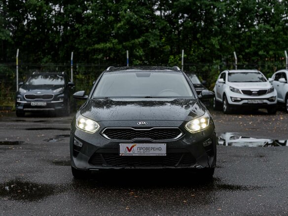 2021 Kia Ceed III, серый, 1480000 рублей - вид 2
