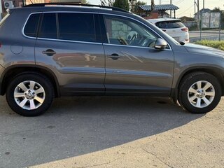 2011 Volkswagen Tiguan I, серый, 2000000 рублей, вид 2