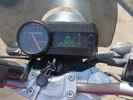 2014 Hyosung Comet GT250, красный, 180000 рублей, вид 2