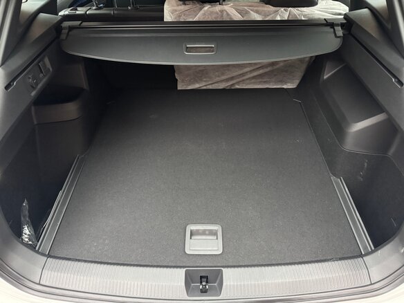 2026 Volkswagen Tiguan L Pro III (China Market), серый, 4249000 рублей - вид 33