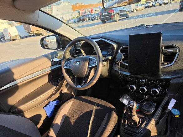 2026 Lada (ВАЗ) Vesta SW I Рестайлинг (NG), коричневый, 1700000 рублей - вид 6
