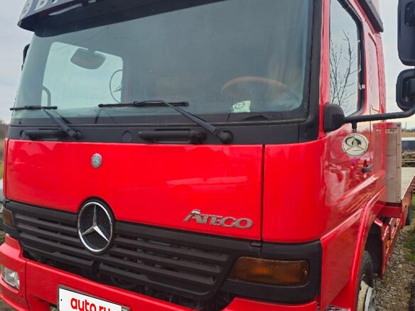 1999 Mercedes-Benz Atego, красный, 4900000 рублей - вид 4