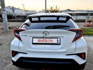 2019 Toyota C-HR I, белый, 2410000 рублей, вид 5