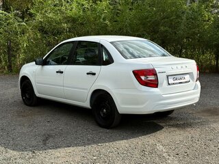 2026 Lada (ВАЗ) Granta I Рестайлинг, белый, 850000 рублей, вид 3