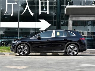 2026 Mercedes-Benz EQE SUV 500, чёрный, 9700000 рублей, вид 4