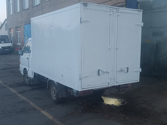 2010 Hyundai Porter, белый, 500000 рублей - вид 2