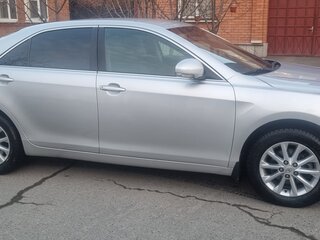 2011 Toyota Camry VI (XV40) Рестайлинг, серебристый, 1100000 рублей, вид 5