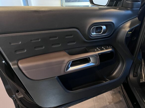 2019 Citroen C5 Aircross I, чёрный - вид 18