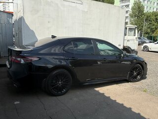 2022 Toyota Camry US Market VIII (XV70) Рестайлинг, чёрный, 2930000 рублей, вид 3