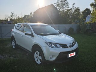 2014 Toyota RAV4 IV (XA40), белый, 1950000 рублей, вид 3