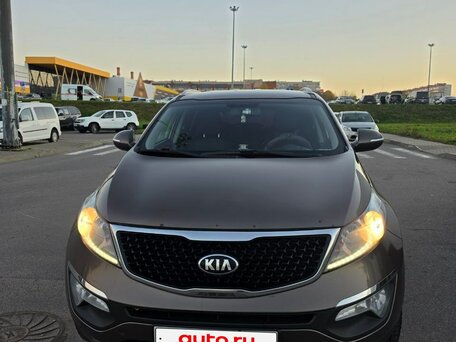 2015 Kia Sportage III Рестайлинг, коричневый, 1450000 рублей, вид 2