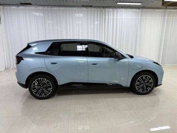 2025 Arcfox T1 42.3 kWh, голубой, 1620000 рублей - вид 7
