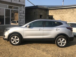 2019 Nissan Qashqai II Рестайлинг, серебристый, 1870000 рублей, вид 3
