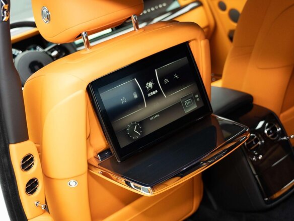 2023 Rolls-Royce Phantom Extended VIII Рестайлинг (Series II), белый, 49100000 рублей - вид 18
