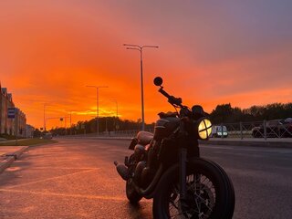 Triumph Thunderbird 900