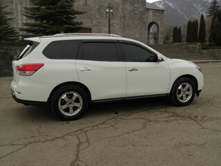 2016 Nissan Pathfinder IV, белый, 1450000 рублей, вид 2