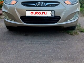 2011 Hyundai Solaris I, бежевый, 525000 рублей, вид 2