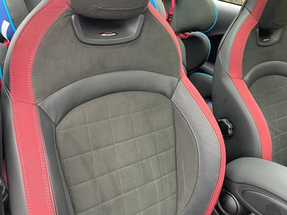 2019 Mini Hatch JCW III (F55/F56) Рестайлинг, серебристый - вид 23