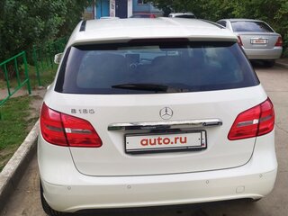 2013 Mercedes-Benz B-Класс 180 II (W246), белый, 2100000 рублей, вид 4