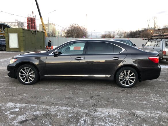 2010 Lexus LS 460 L IV Рестайлинг, серый - вид 2