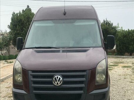 2010 Volkswagen Crafter, пурпурный, 2100000 рублей, вид 3