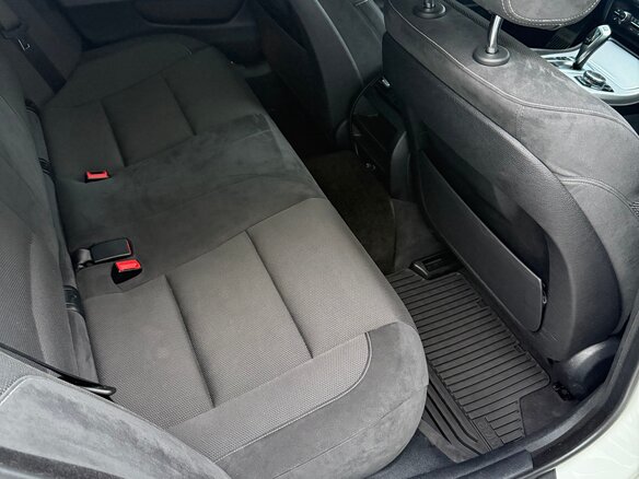 2016 BMW 5 серии 528i xDrive VI (F10/F11/F07) Рестайлинг, белый, 2800000 рублей - вид 17