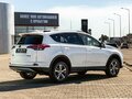 2018 Toyota RAV4 IV (XA40) Рестайлинг, белый, 1855000 рублей - вид 5