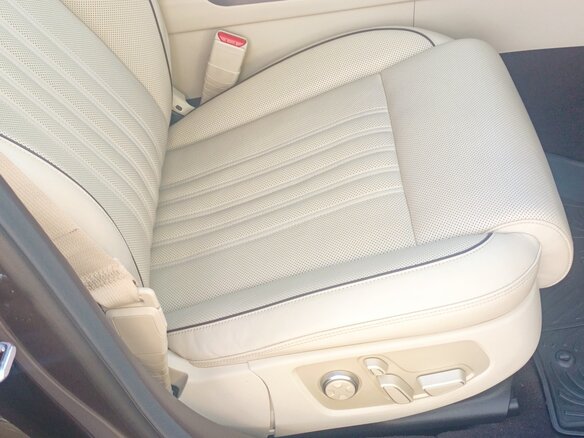 2017 Genesis G90 I, коричневый, 2800000 рублей - вид 14