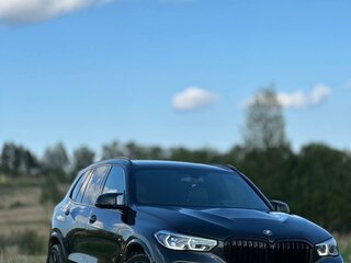 2021 BMW X5 30d IV (G05/G18), чёрный, 7999999 рублей, вид 2