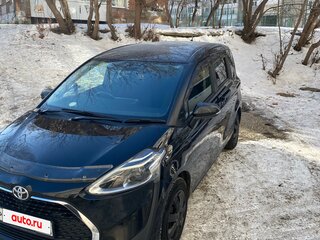 2019 Toyota Sienta II Рестайлинг, чёрный, 1210000 рублей, вид 2