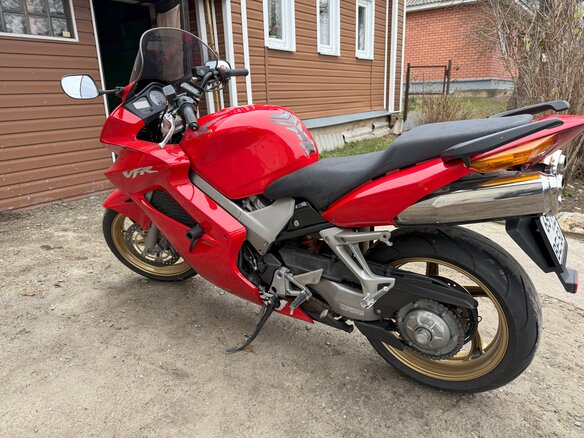 2002 Honda VFR 800, красный, 550000 рублей - вид 8