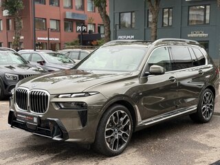 2026 BMW X7 40i I (G07) Рестайлинг, серый, 14580000 рублей, вид 1