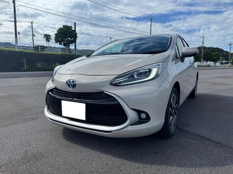 Toyota Aqua II