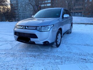 2012 Mitsubishi Outlander III, серебристый, 2200000 рублей, вид 4