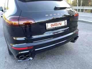 2016 Porsche Cayenne Turbo II Рестайлинг (958), чёрный, 4470000 рублей, вид 4