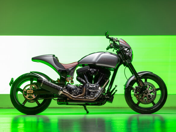 2016 Arch Motorcycle KRGT-1, серебристый