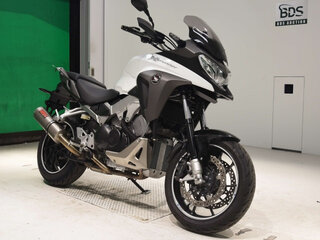 2015 Honda VFR 800X (Crossrunner), белый, 800000 рублей, вид 2