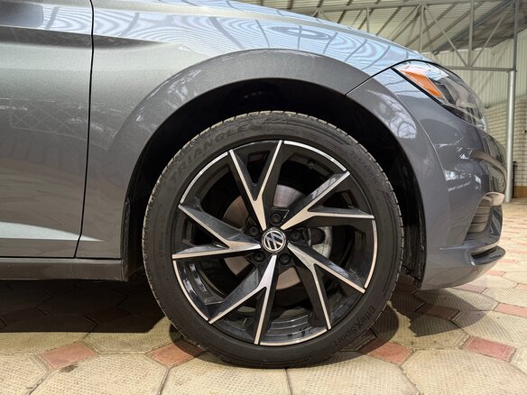 2019 Volkswagen Jetta 8-speed VII, серый, 1740000 рублей - вид 12