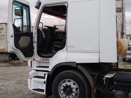 2011 Renault Premium, белый, 2200000 рублей, вид 2