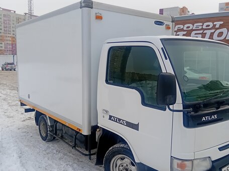 2006 Nissan Atlas, белый, 2000000 рублей, вид 4