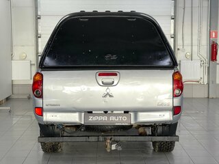 2013 Mitsubishi L200 IV, серебристый, 1689000 рублей, вид 5