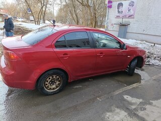 2009 Mitsubishi Lancer X, красный, 550000 рублей, вид 2