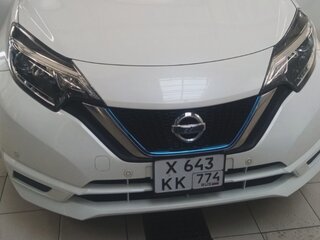 2018 Nissan Note e-Power II Рестайлинг, белый, 1200000 рублей, вид 1