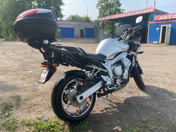 2005 Yamaha FZ6, серебристый, 470000 рублей - вид 4