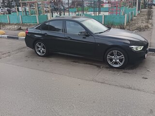 2017 BMW 3 серии 320i xDrive VI (F3x) Рестайлинг, чёрный, 2300000 рублей, вид 2