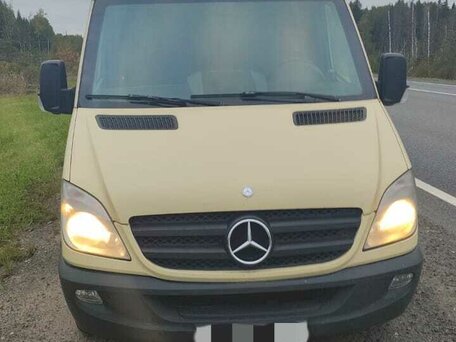 2011 Mercedes-Benz Sprinter, бежевый, 2000000 рублей, вид 1
