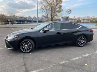2018 Lexus ES 250 VII, чёрный, 4050000 рублей, вид 5