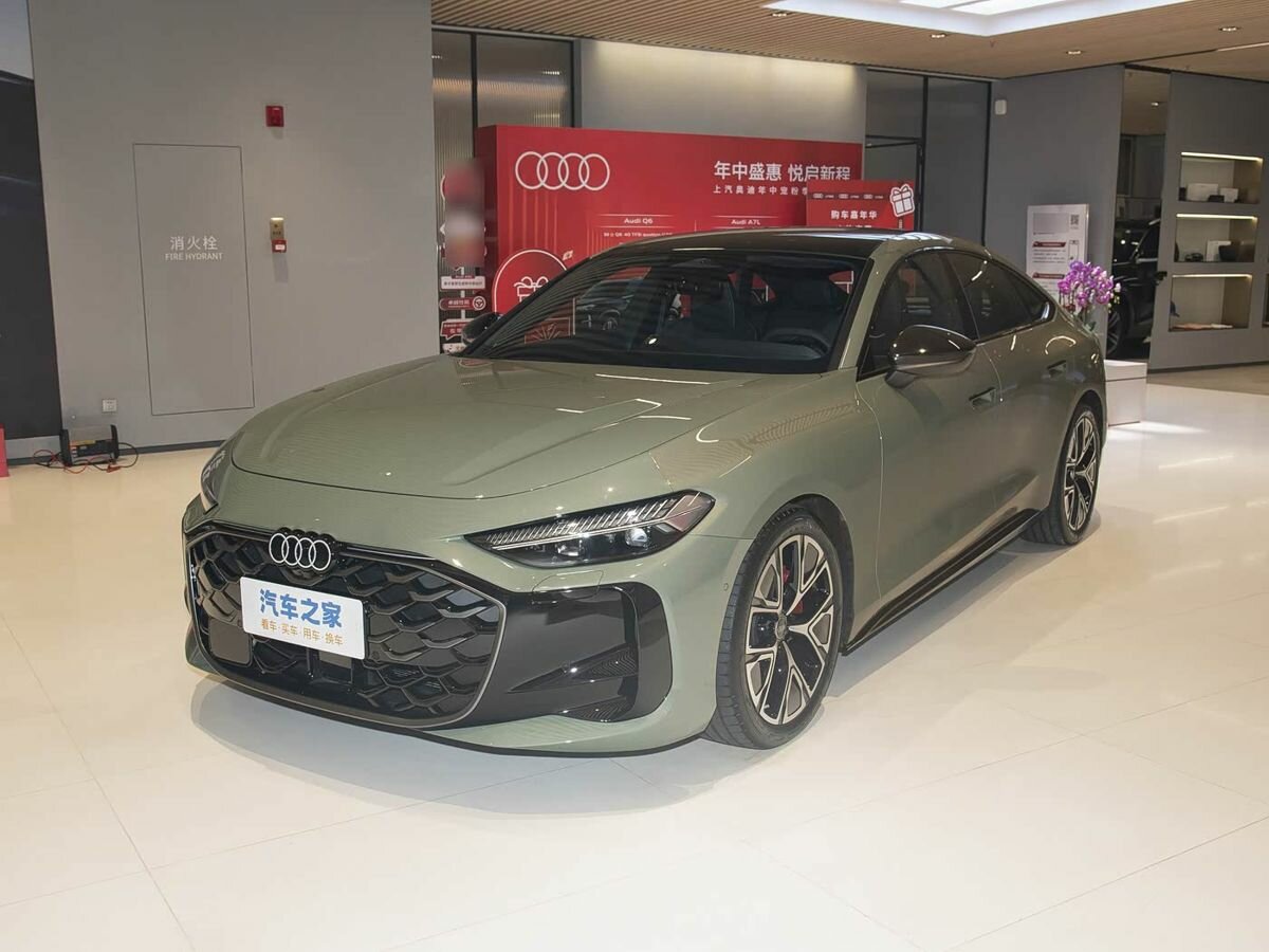 Открыть фотографии: Audi A5 III (B10)