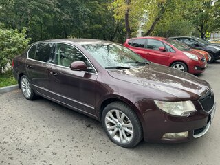 2011 Skoda Superb II, пурпурный, 700000 рублей, вид 1